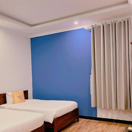 Khach San Minh Quang Hotel Фан Ранг Екстериор снимка