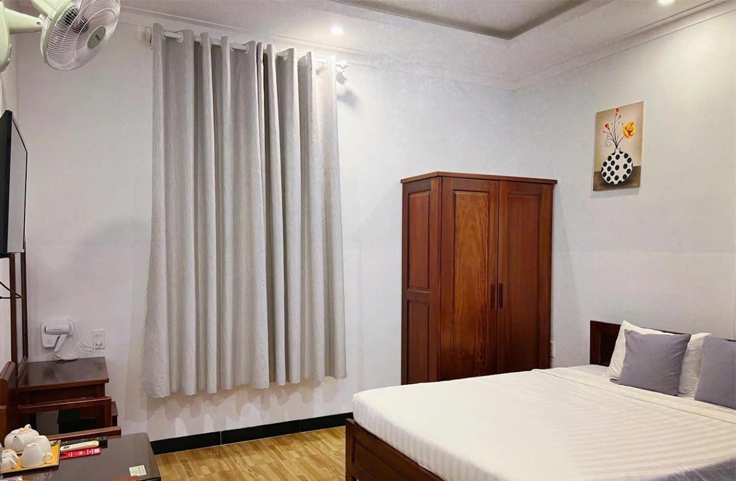 Khach San Minh Quang Hotel Фан Ранг Екстериор снимка